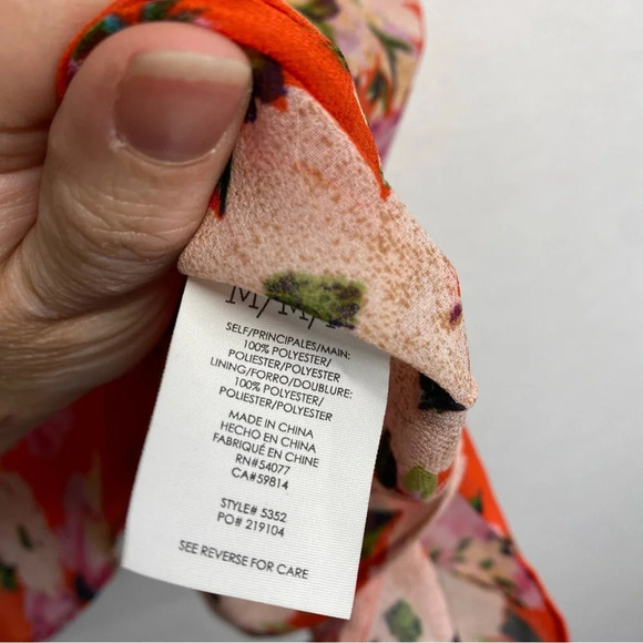 Cabi #5352 Lush Floral Cold Shoulder Blouse M - Picture 8 of 11